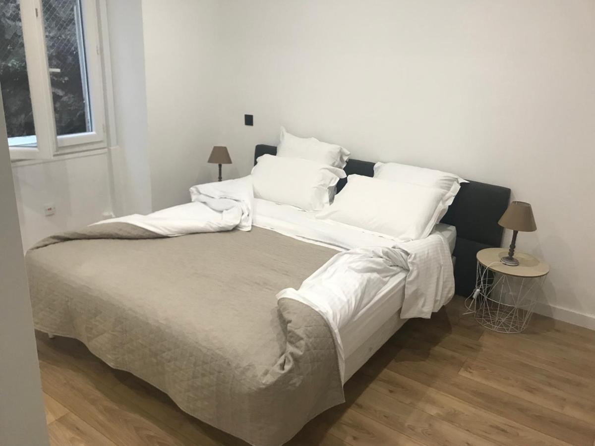 Sea View Nice Port Appartment Bagian luar foto