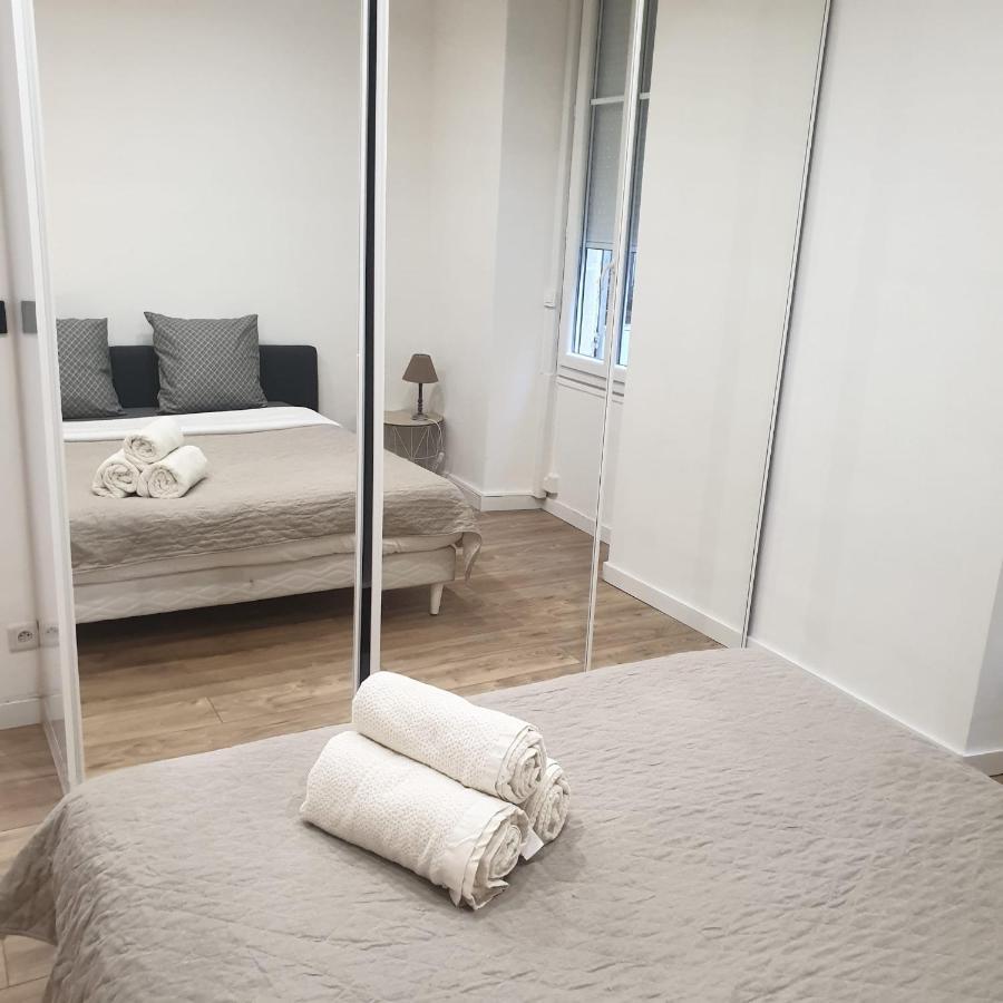 Sea View Nice Port Appartment Bagian luar foto